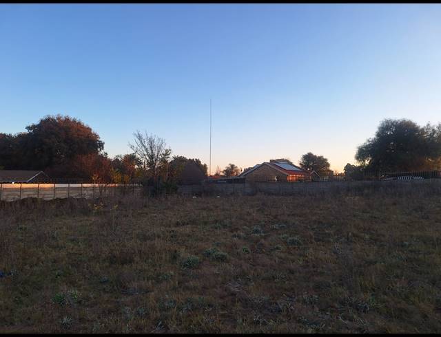 1,341M² VACANT LAND FOR SALE IN BERGSIG